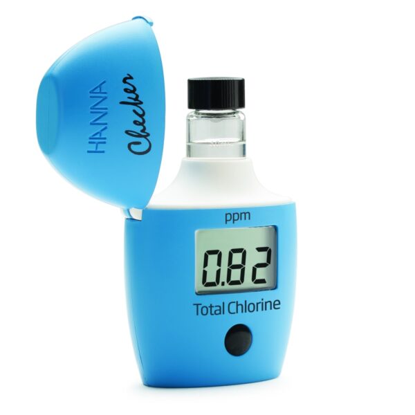 Checker Measures Total Chlorine In Clean Water