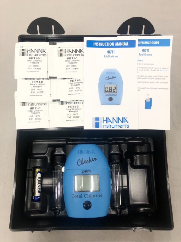 Checker Measures Total Chlorine In Clean Water