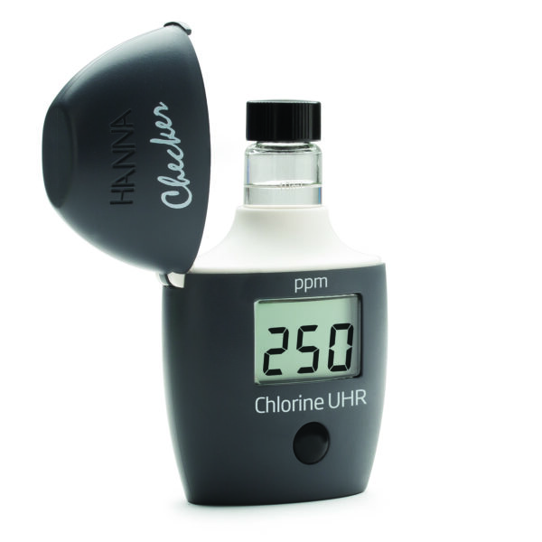 Checker Measures High Level Chlorine In Clean Water