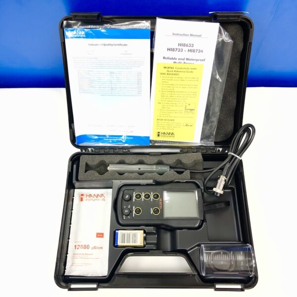 Multi-Range Handheld Conductivity Meter