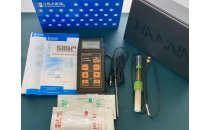 máy đo độ PH/ORP kèm đầu đo nhiệt độ  HANNA HI8424